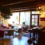 Hotel Le Laurent Saint-Laurent-des-Arbres