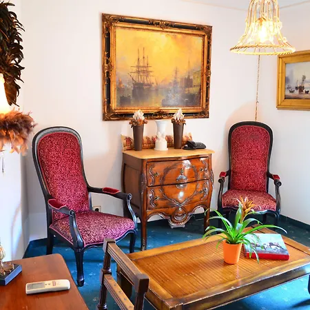 Le Laurent Hotel 3*