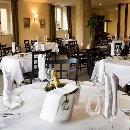 Le Laurent Hotel Saint-Laurent-des-Arbres