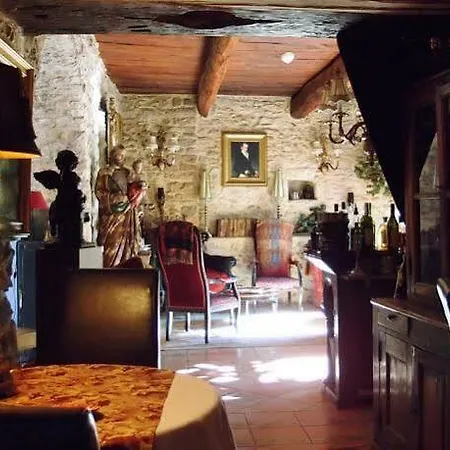 Hotel Le Laurent Saint-Laurent-des-Arbres